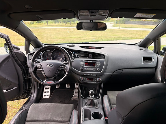 Kia ProCeed 9 of 11