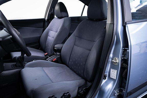Nissan Primera 14 of 16