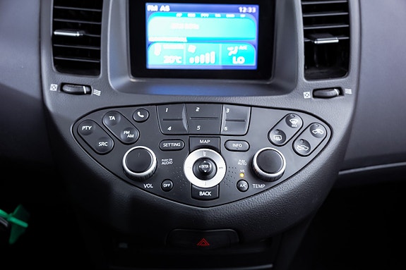Nissan Primera 12 of 16