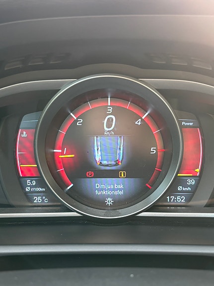 Volvo V40 15 of 15