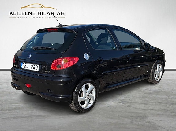 Peugeot 206 8 of 21