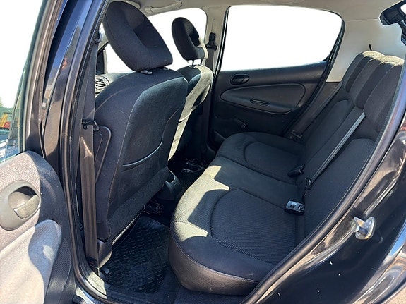 Peugeot 206 15 of 21