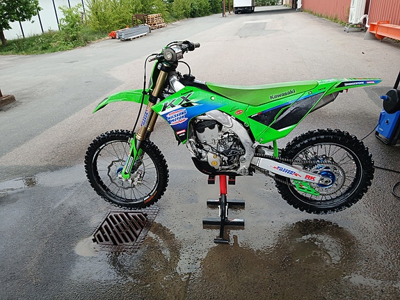 Kawasaki KX250 2 of 4