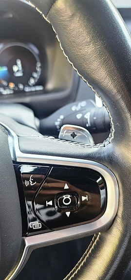 Volvo XC90 20 of 30