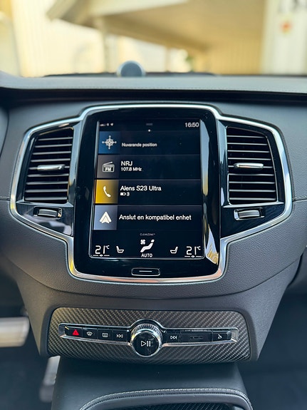 Volvo XC90 25 of 30