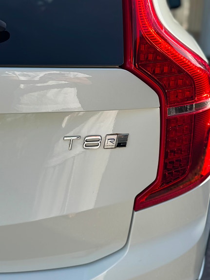 Volvo XC90 4 of 30