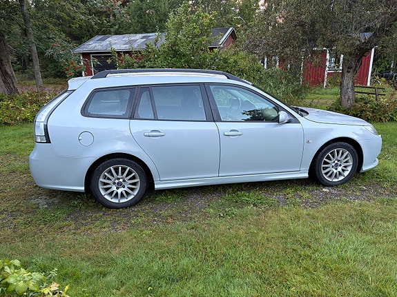 Saab 9-3 3 of 8