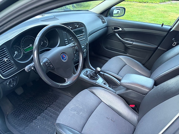 Saab 9-3 5 of 8
