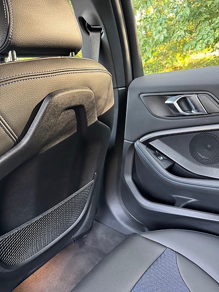 BMW 118i 18 of 21