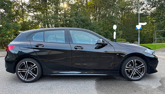 BMW 118i 13 of 21