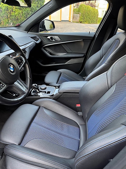 BMW 118i 8 of 21