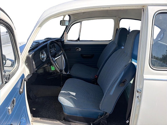 Volkswagen 1500 15 of 25
