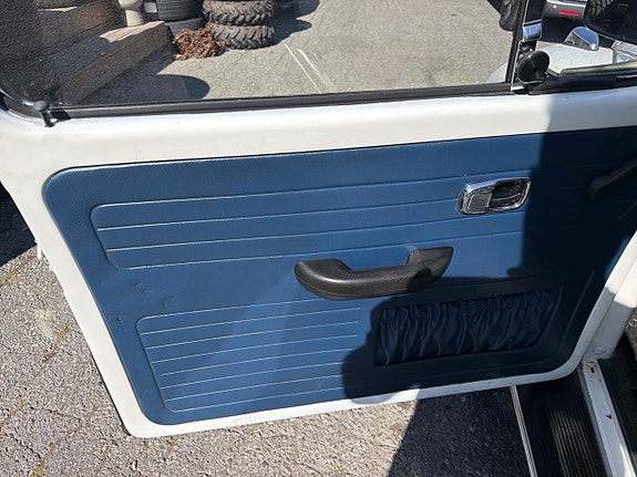 Volkswagen 1500 21 of 25