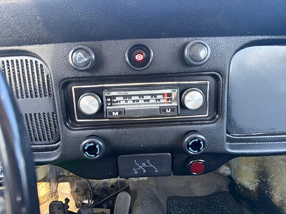 Volkswagen 1500 12 of 25