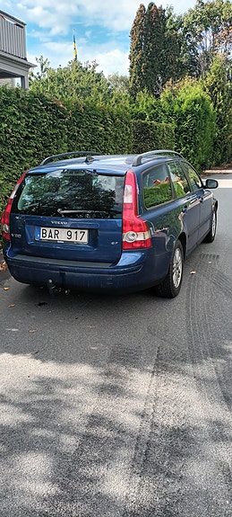 Volvo V50 2 of 8