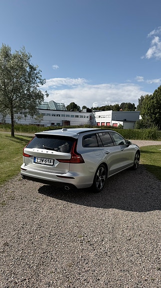 Volvo V60 5 of 15