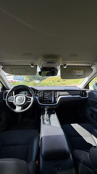 Volvo V60 12 of 15