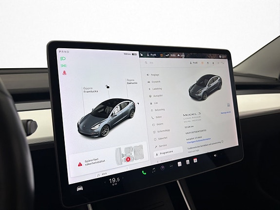 Tesla Model 3 21 of 30