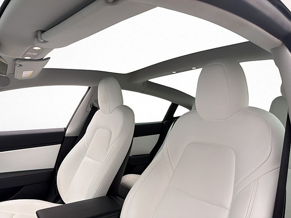 Tesla Model 3 12 of 30