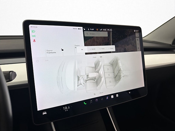 Tesla Model 3 26 of 30