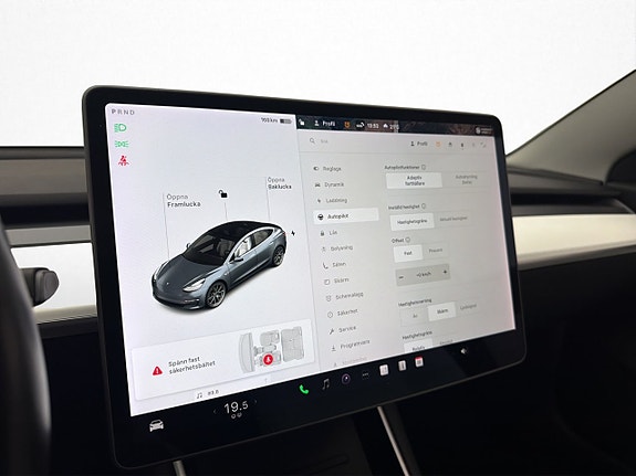 Tesla Model 3 20 of 30