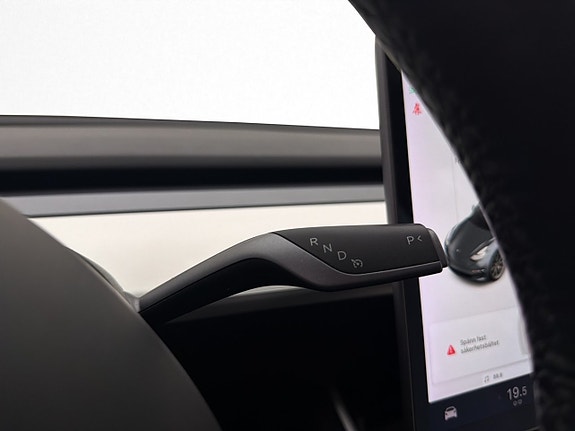 Tesla Model 3 27 of 30
