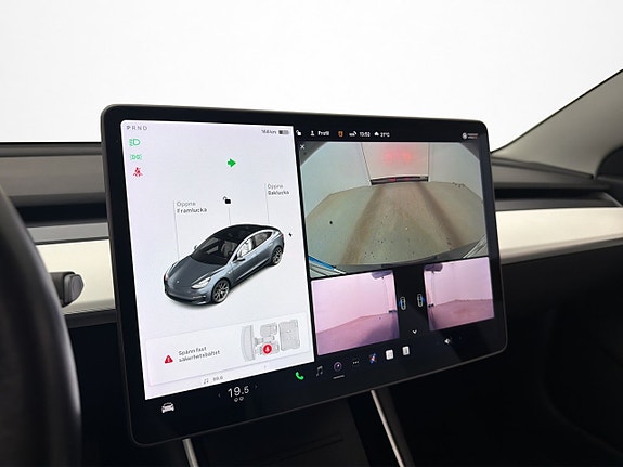 Tesla Model 3 14 of 30