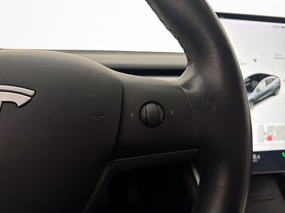 Tesla Model 3 19 of 30