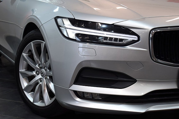 Volvo V90 27 of 29