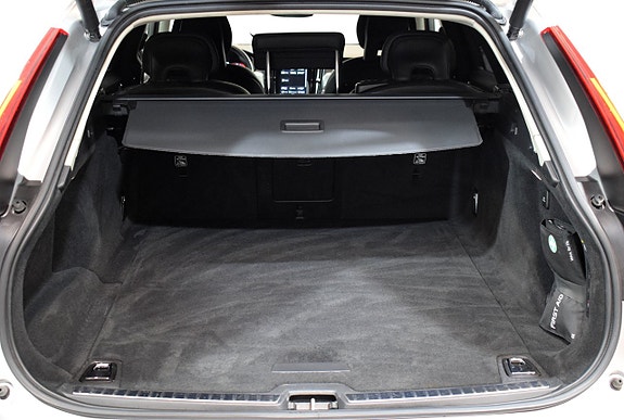 Volvo V90 21 of 29