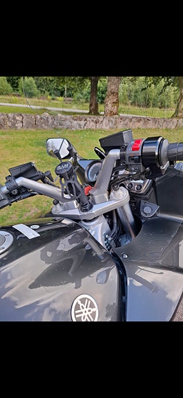 Yamaha FJR1300 6 of 12