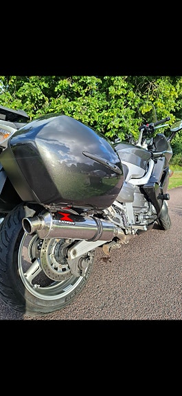 Yamaha FJR1300 4 of 12