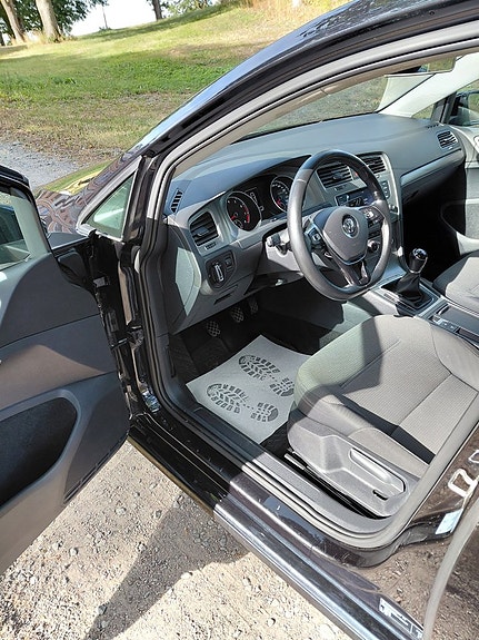 Volkswagen Golf I 11 of 17