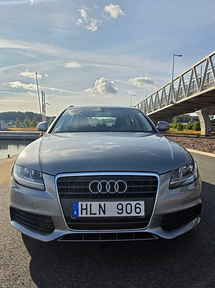 Audi A4 3 of 11