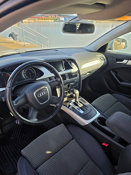 Audi A4 7 of 11