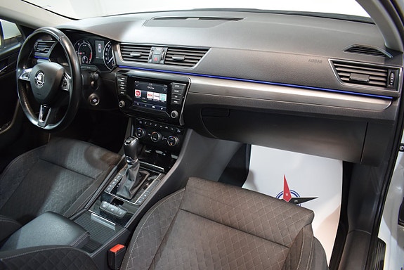 Skoda Superb 10 of 19