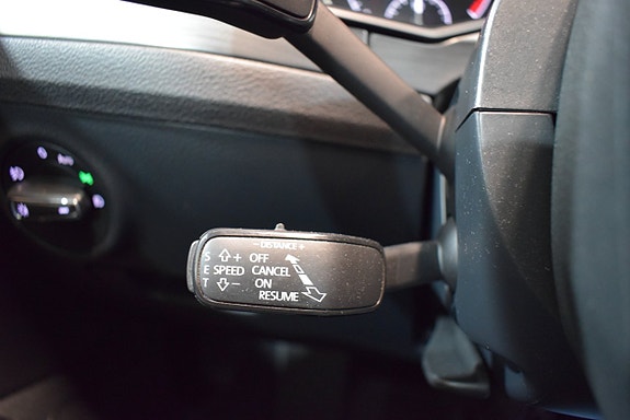 Skoda Superb 16 of 19