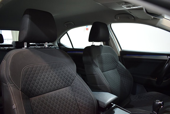 Skoda Superb 11 of 19