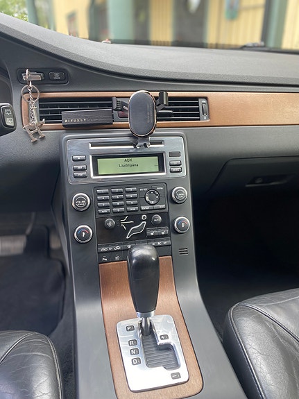 Volvo V70 6 of 10