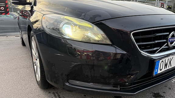 Volvo V40 20 of 30