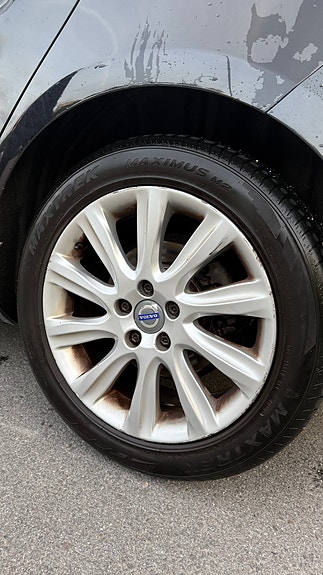 Volvo V40 13 of 30