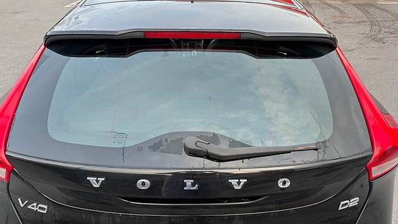 Volvo V40 21 of 30