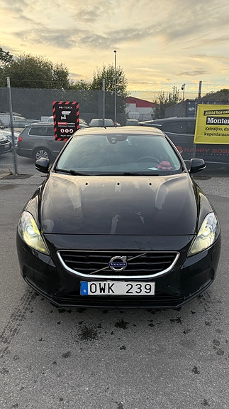 Volvo V40 18 of 30