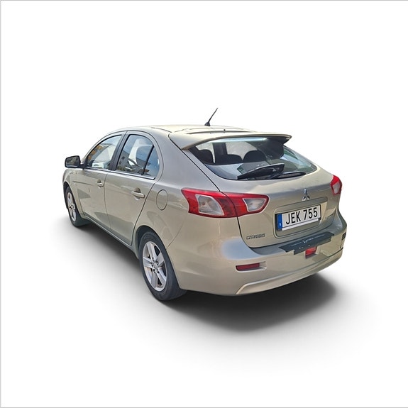 Mitsubishi Lancer 3 of 3