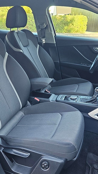 Audi Q2 8 of 13
