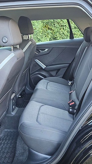 Audi Q2 10 of 13