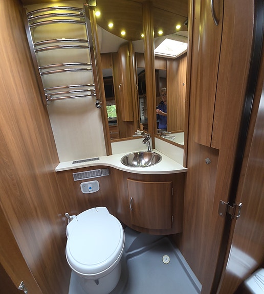 Cabby 650 Caienna 2013 – långbäddar – vintervagn med Alde 10 of 15