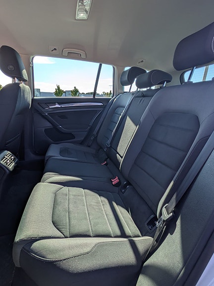 Volkswagen Golf VII 5 of 15