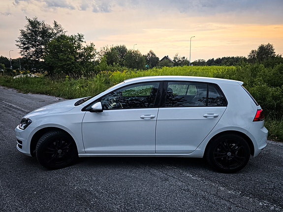 Volkswagen Golf VII 5 of 19