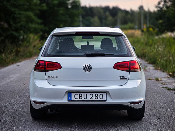 Volkswagen Golf VII 6 of 19